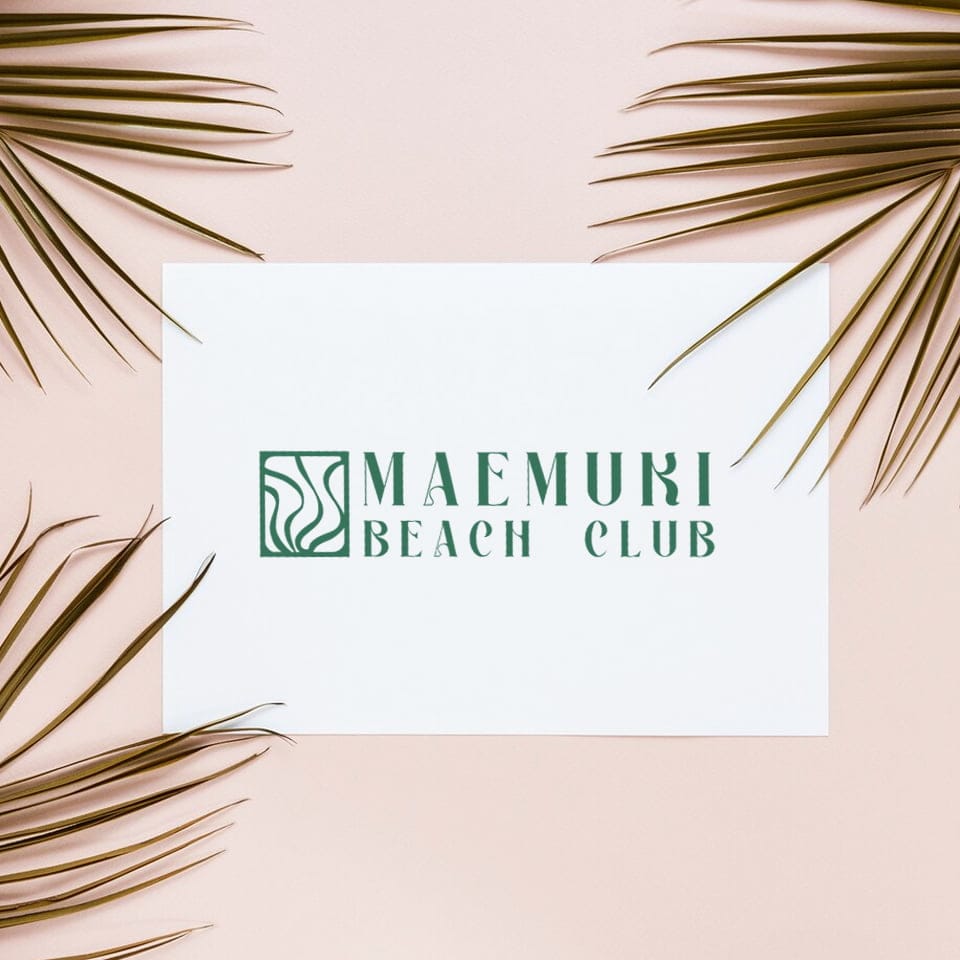 logotipos maemuki playa chipiona cromatica